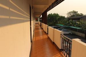 OYO 75420 Howto Hotel