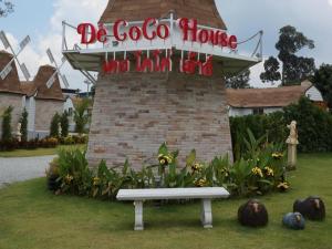 De Coco House