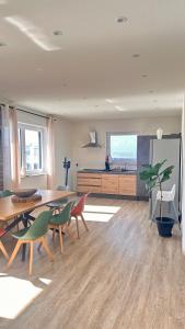 AMAO-Obsidian - Spacious Apartment - 8 Guests - 2 Parking Spaces