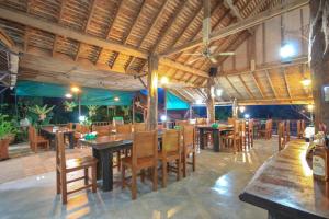 OYO 75353 Loy Chalet Resort