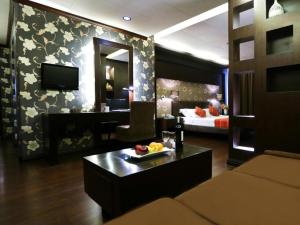 Hotel La Corona Manila