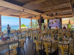 Hon Cau Resort & Restaurant