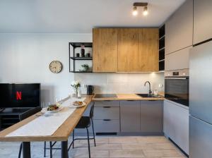 Urban Chic - City Center - One Bedroom Apartment - Opolska