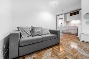 Deluxe Suite Apartment - 2min sea + Balcone img3