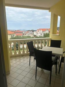 Apartments Jareb