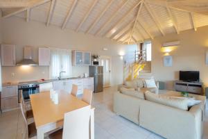EOS Luxury Villa