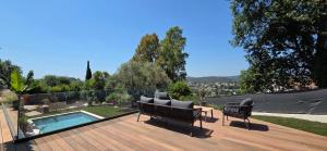 Magnifique Villa contemporaine avec Piscine- Calme et vue exceptionnelle