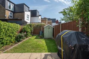 Charming 2BDR Terraced House with Garden Wimbledon