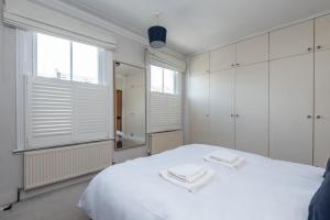 Charming 2BDR Terraced House with Garden Wimbledon