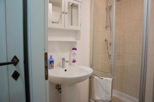Hostmate - Residence Cardinal Del Monte - Appartamento 7
