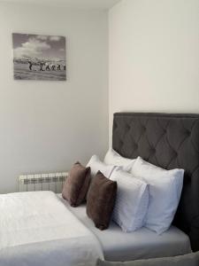 Lux Studio Apartments