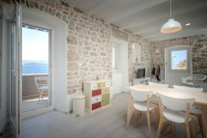 Boutique seaside suites