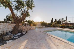 Tenuta 25 - Stone Villa with Pool in Puglia