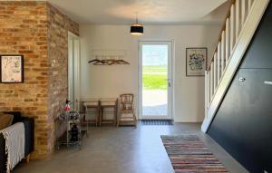 Amazing Apartment In Ebeltoft With Wifi