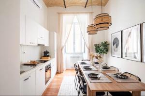 Merulana Luxury Home