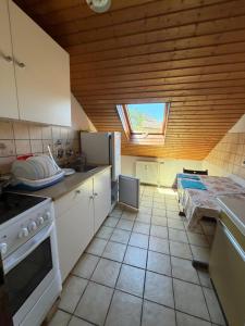 3-Zimmer-Wohnung bei Sindelfingen mit WLAN, Parkplatz, Balkon & Garten