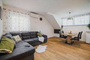 Villa Loti Apartment With Private Hot Tub