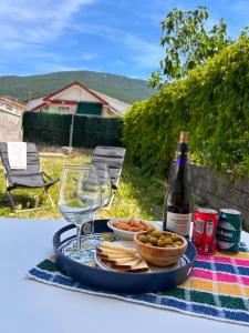 Casa rural en La Adrada con jardín