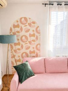 Black Flamingos Nest
