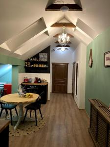Nikolas Haus Premium Historic Center Stay & Free Parking