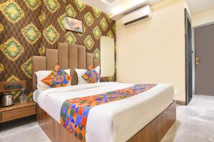 FabHotel New Saurabh Inn, Bengali Square