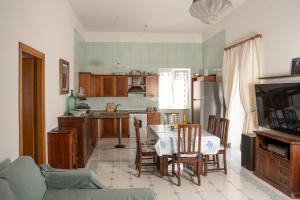 Villa Wanda, On The Port Of Ischia