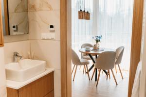 Apartament Superior A14 z dwoma sypialniami - Mountain & River Residence - IZBY PODHALAŃSKIE