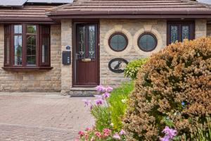 Host & Stay - Puffin Cove