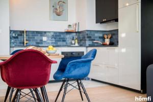 Golden River Apartment - homfi Collection