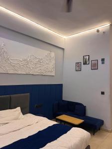 Hazratganj Hideaway