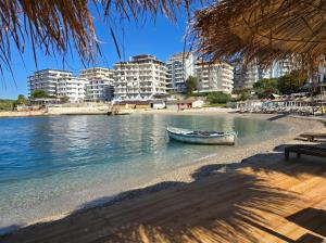 Paradise Bay Apartments