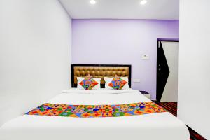 FabHotel Triotel Inn