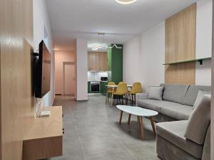 Paradise Bay Apartments