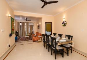Taj Vista by Red Olive 3BHK Agra Nr Taj Mahal