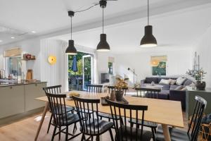Newly Renovated And Modern Cottage Near The Beach