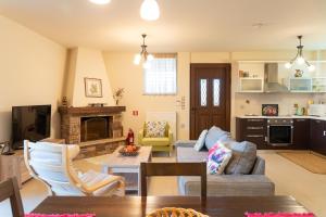 Villa Polyxeni Lavender 150m from the sea
