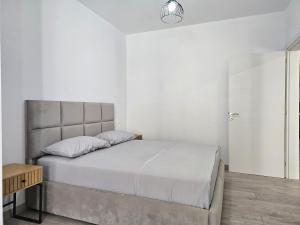 Paradise Bay Apartments