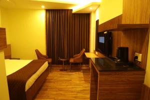 Hotel Maaris