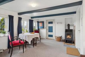 Spacious Holiday Home Near Nature Experiences
