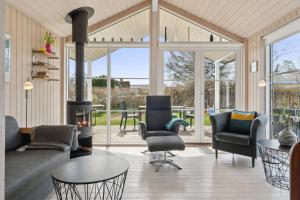 8-Person Holidayhome Close To Childfriendly Beach