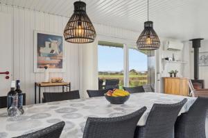 Cozy Summer House Close To The Beach