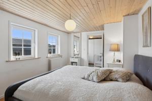 Cozy Holiday Home In Harboøre