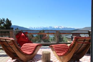 Chalet avec vue montagne lac terrasse ski forêt