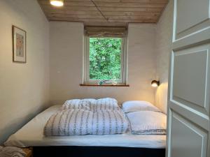 Cosy Summer Cottage Glose To Sandy Beach