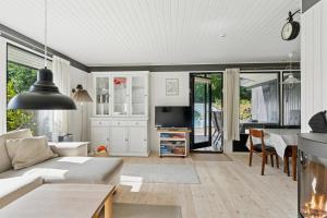 Holiday Paradise With Pool Near Havnsø Beach