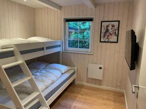 Cozy And Child-Friendly Holiday Home In Arrild