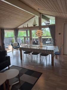 Cozy Summer House And Annex In Tranquility