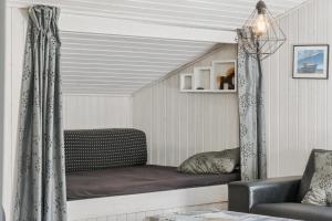 Holiday Home On Natural Plot 800 M From Sea