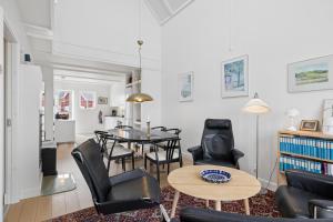 Appartment By The Sea And Family Friendly Beach