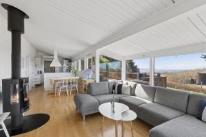 Holiday Home With Fantastic Sea View